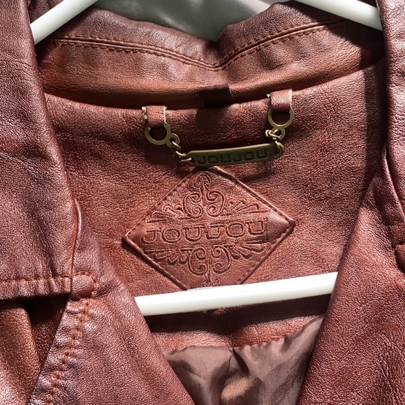 Leather jacket - Picture 2 of 4